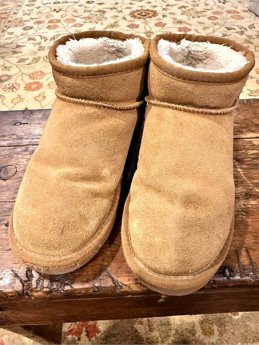 UGG Classic Mini Boots Brown US 8
